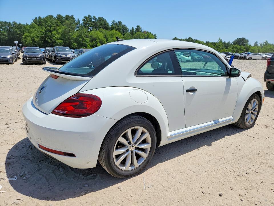 59356336 :رقم المزاد ، 3VWF17AT2HM630066 vin ، 2017 Volkswagen Beetle مزاد بيع
