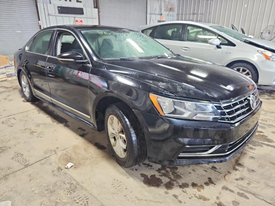 2017 Volkswagen Passat მანქანა იყიდება აუქციონზე, vin: 1VWAT7A39HC029775, აუქციონის ნომერი: 62231656