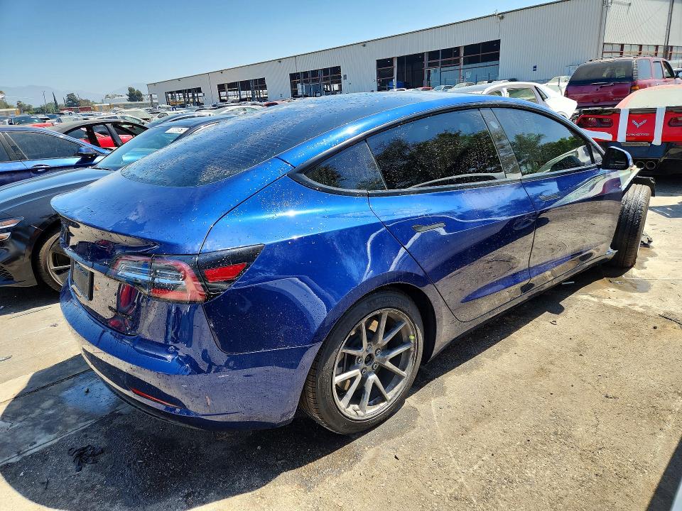 Продажа на аукционе авто 2022 Tesla Model 3, vin: 5YJ3E1EB8NF125626, номер лота: 59917826