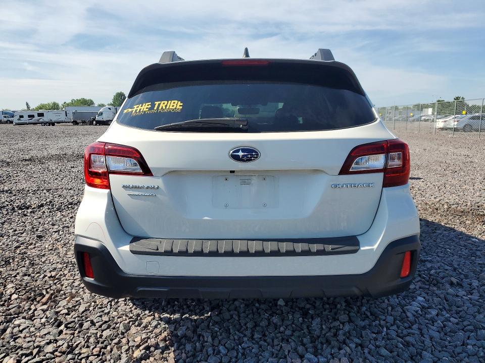 Продаж на аукціоні авто 2018 Subaru Outback, vin: 4S4BSAFC2J3339011, номер лоту: 58911916