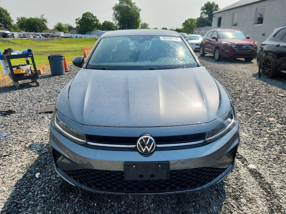 Auction sale of the 2025 Volkswagen Jetta, vin: 3VWBX7BU2SM064390, lot number: 60760116