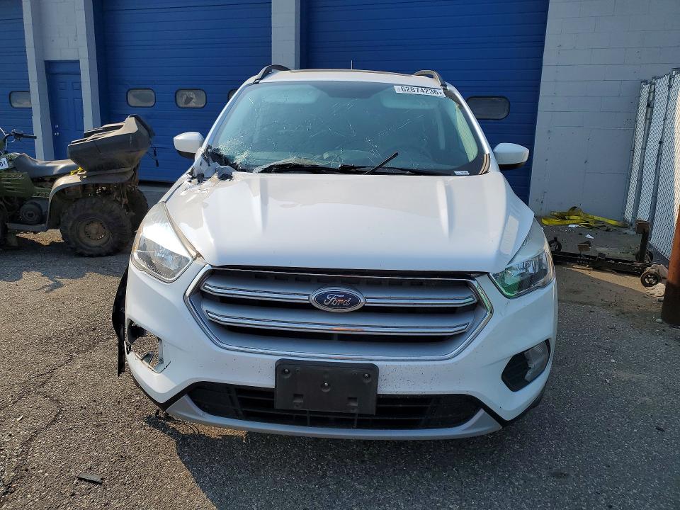 Продаж на аукціоні авто 2018 Ford Escape, vin: 1FMCU9GD4JUB45563, номер лоту: 62874236
