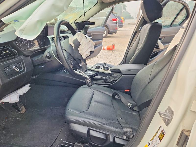58266986 :رقم المزاد ، WBA8A9C50JK623147 vin ، 2018 Bmw 320 مزاد بيع