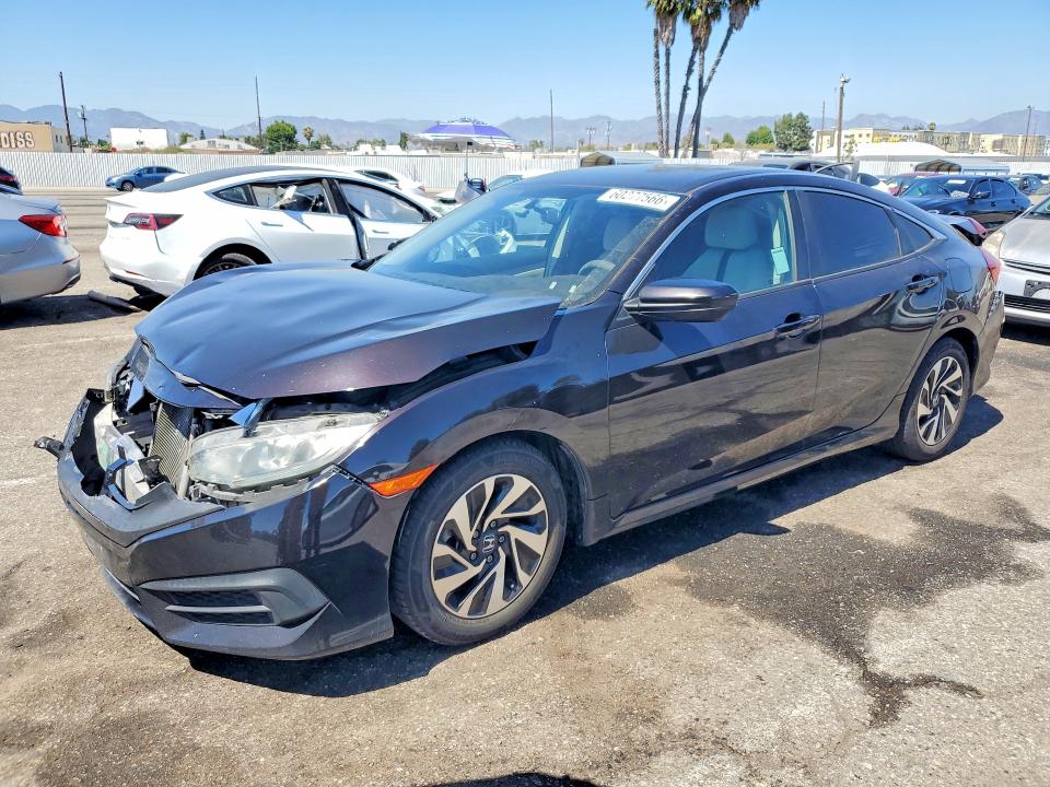 Aukcja sprzedaży 2018 Honda Civic, vin: 2HGFC2F58JH528948, numer aukcji: 60277566