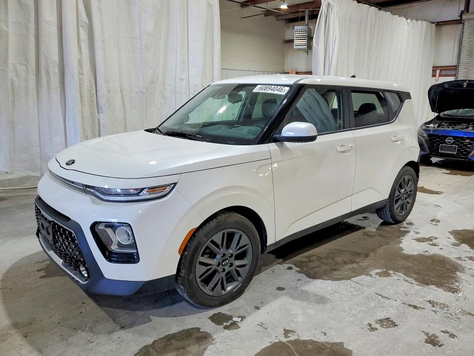 2020 Kia Soul მანქანა იყიდება აუქციონზე, vin: KNDJ33AU1L7725584, აუქციონის ნომერი: 60894046