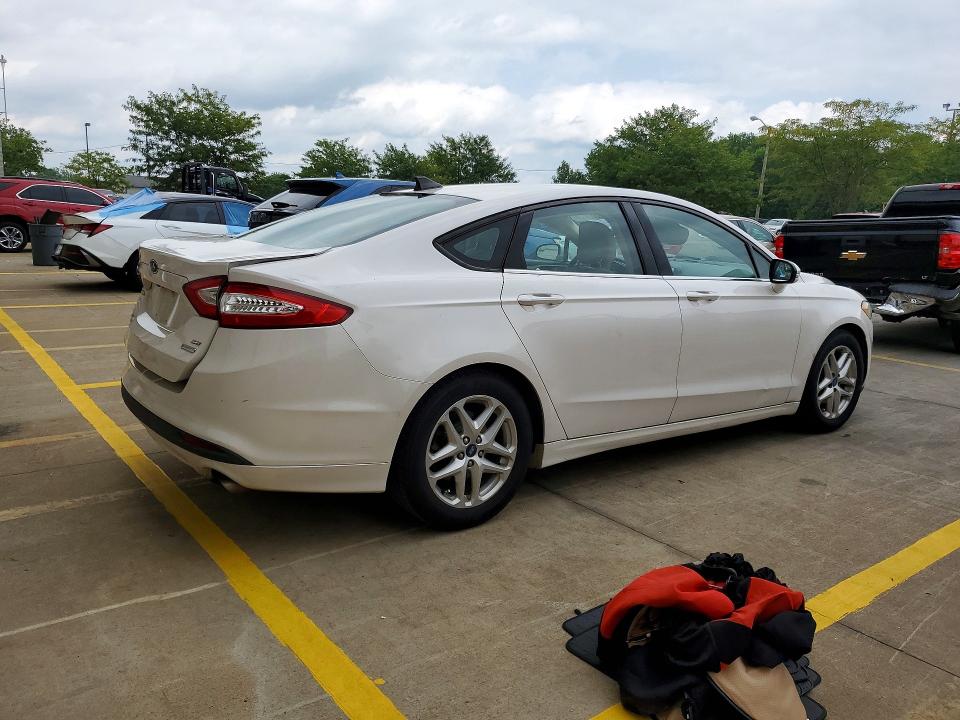 2013 Ford Fusion მანქანა იყიდება აუქციონზე, vin: 3FA6P0HR6DR336370, აუქციონის ნომერი: 62079136