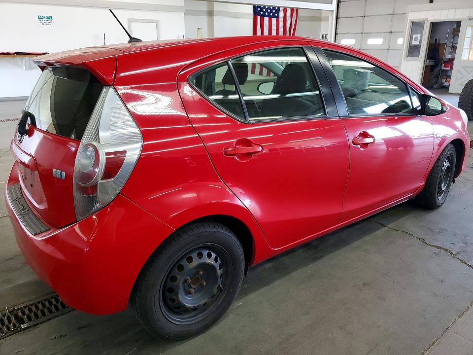 2013 Toyota Prius C მანქანა იყიდება აუქციონზე, vin: JTDKDTB31D1545131, აუქციონის ნომერი: 61555416