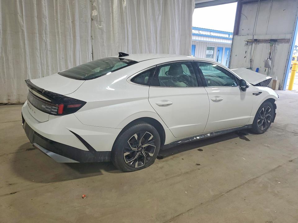 2025 Hyundai Sonata მანქანა იყიდება აუქციონზე, vin: KMHL64JAXSA447406, აუქციონის ნომერი: 60039236
