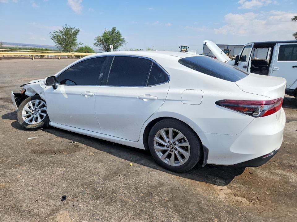 59297076 :رقم المزاد ، 4T1C11BKXRU131386 vin ، 2024 Toyota Camry مزاد بيع