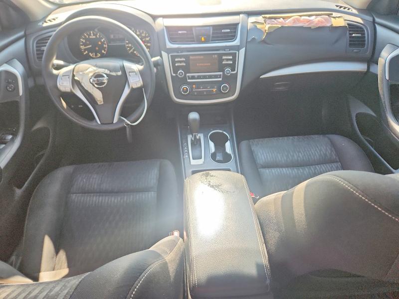2017 Nissan Altima მანქანა იყიდება აუქციონზე, vin: 1N4AL3AP8HC495847, აუქციონის ნომერი: 59902646
