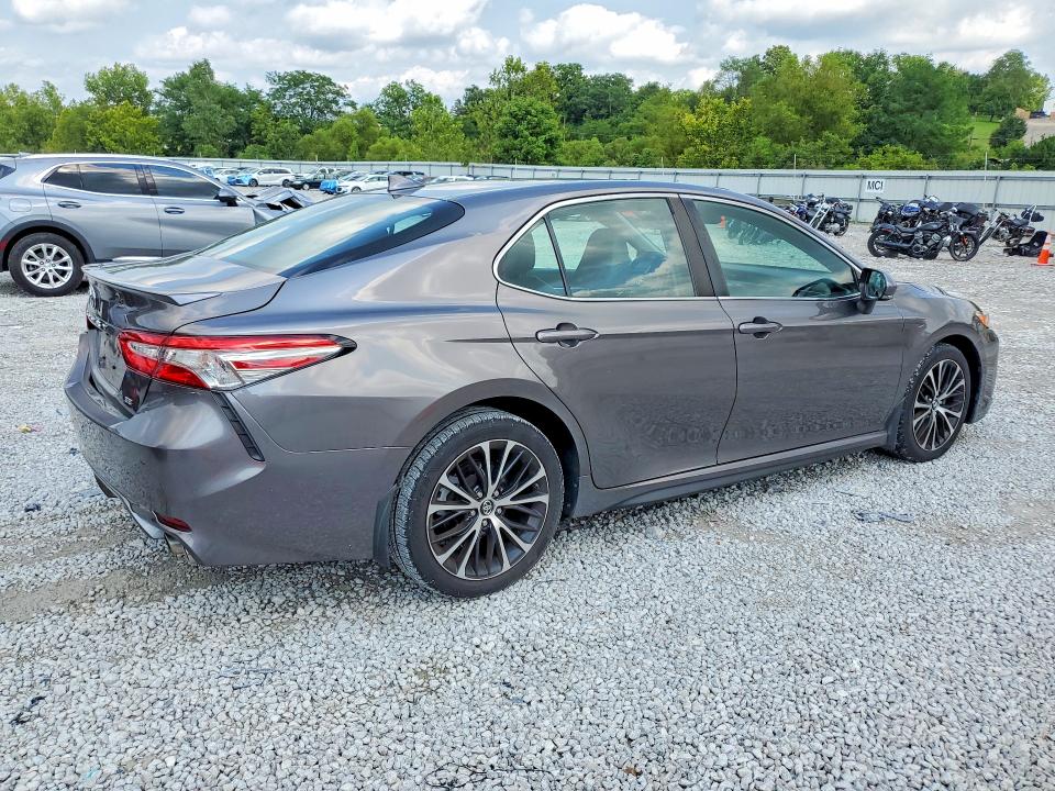 2019 Toyota Camry მანქანა იყიდება აუქციონზე, vin: 4T1B11HK5KU854166, აუქციონის ნომერი: 62448646