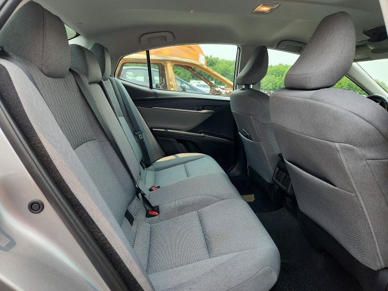 60931796 :رقم المزاد ، 4T1DBADK6SU033556 vin ، 2025 Toyota Camry مزاد بيع