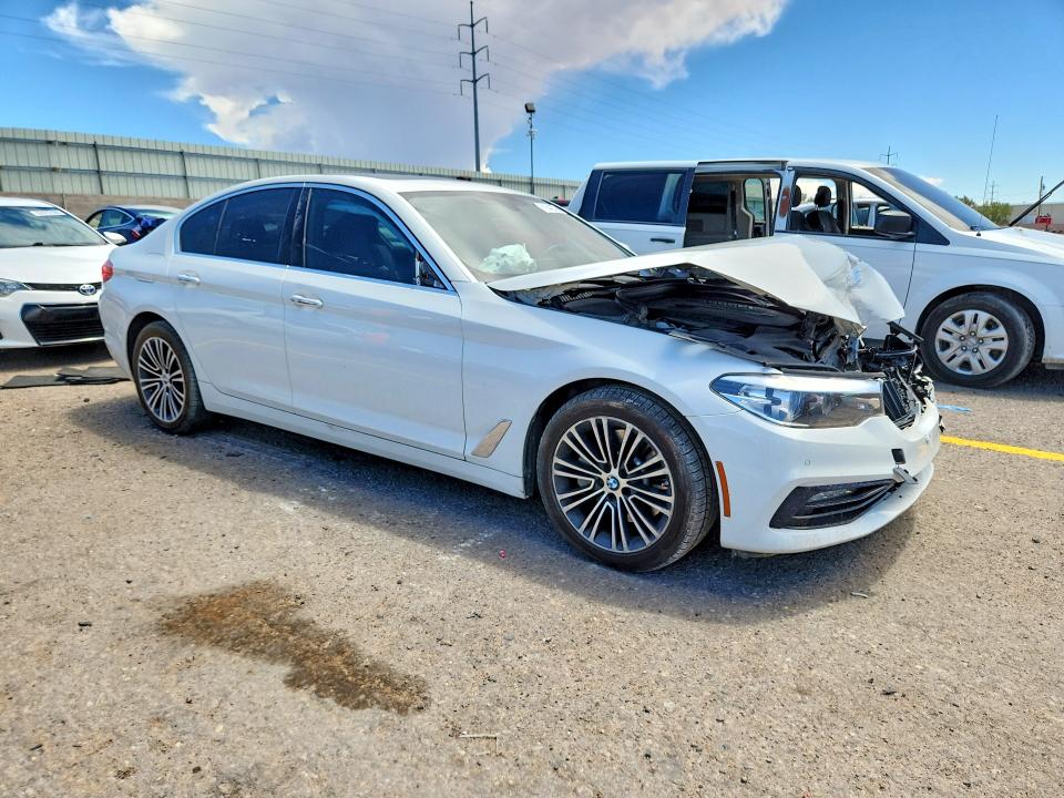 2018 Bmw 540 მანქანა იყიდება აუქციონზე, vin: WBAJE7C53JWC54841, აუქციონის ნომერი: 61642076