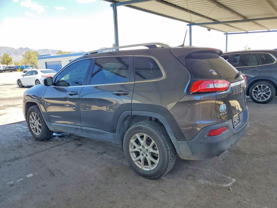 60031506 :رقم المزاد ، 1C4PJMCB1HW631025 vin ، 2017 Jeep Cherokee مزاد بيع