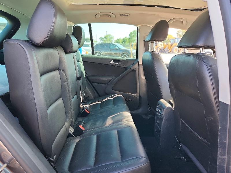 62909706 :رقم المزاد ، WVGAV7AX1GW560946 vin ، 2016 Volkswagen Tiguan مزاد بيع
