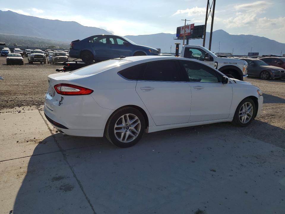 2014 Ford Fusion მანქანა იყიდება აუქციონზე, vin: 3FA6P0H70ER111118, აუქციონის ნომერი: 62338246