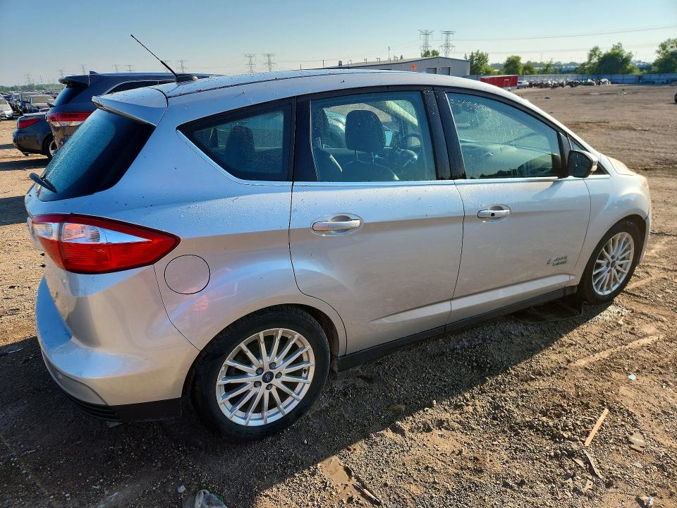 60449196 :رقم المزاد ، 1FADP5CU8FL100899 vin ، 2015 Ford C-max مزاد بيع