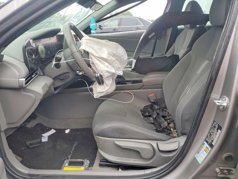 62424936 :رقم المزاد ، KMHLS4AG6PU601678 vin ، 2023 Hyundai Elantra مزاد بيع
