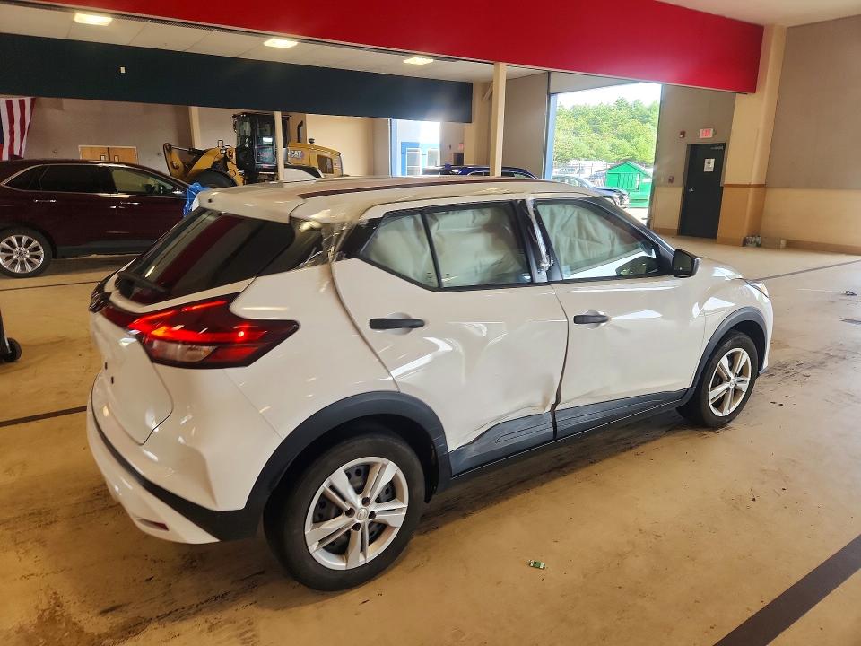 62313216 :رقم المزاد ، 3N1CP5BV3PL558388 vin ، 2023 Nissan Kicks مزاد بيع
