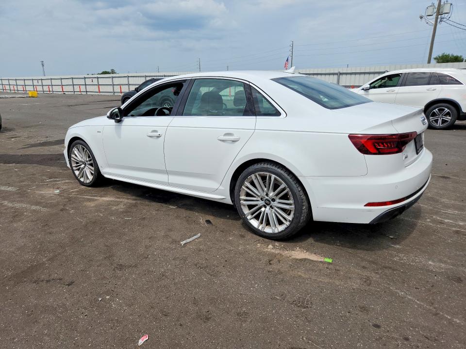 59897926 :رقم المزاد ، WAUMMAF43JA152840 vin ، 2018 Audi A4 مزاد بيع