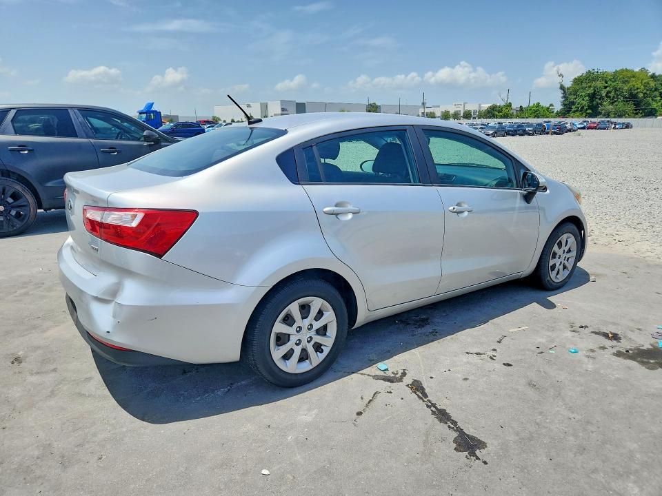 Aukcja sprzedaży 2017 Kia Rio, vin: KNADM4A32H6074743, numer aukcji: 60824296