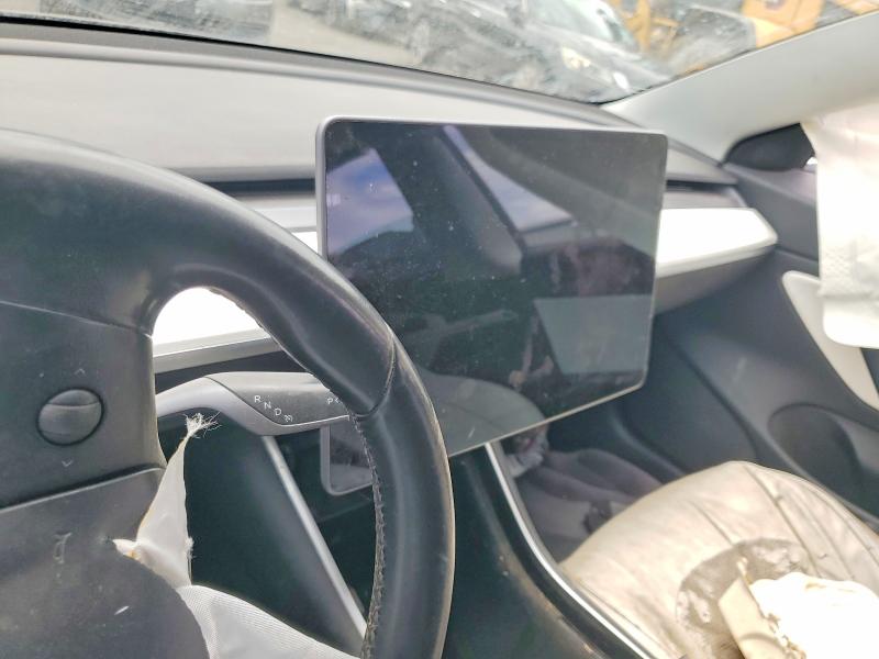 Продаж на аукціоні авто 2018 Tesla Model 3, vin: 5YJ3E1EB9JF147287, номер лоту: 61051256