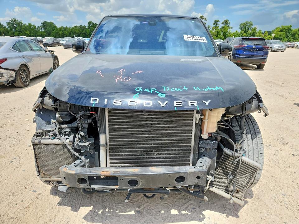 2018 Land Rover Discovery მანქანა იყიდება აუქციონზე, vin: SALRG2RVXJA059039, აუქციონის ნომერი: 59703446
