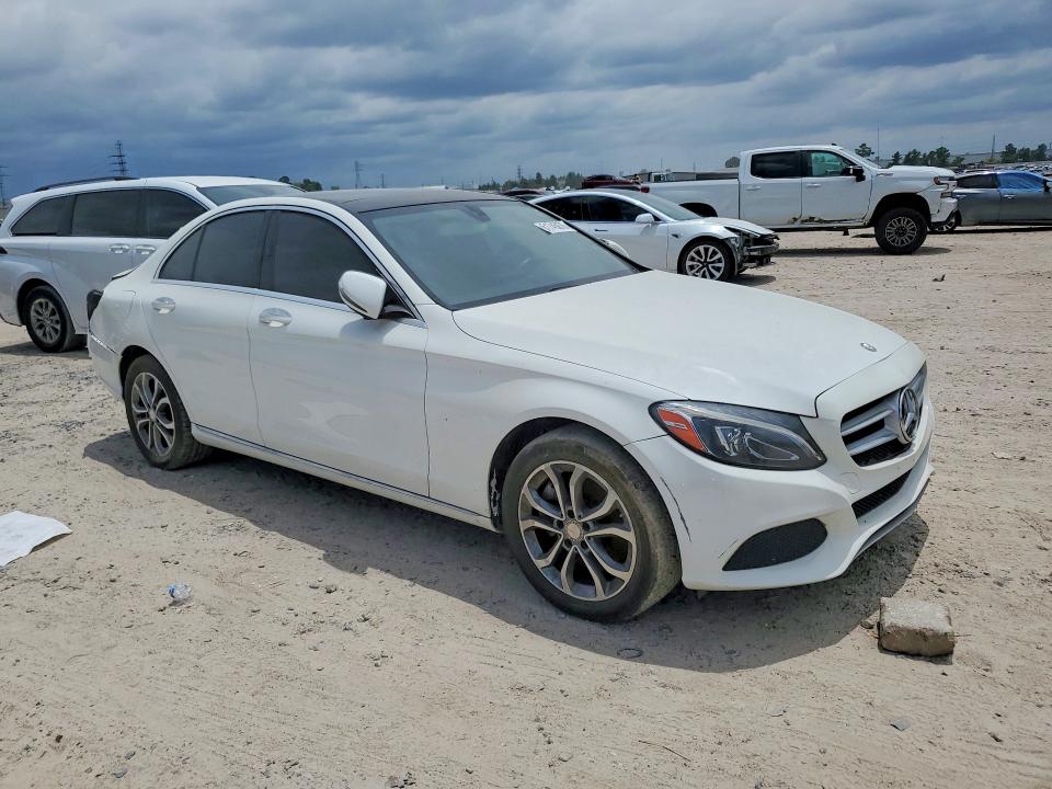 2015 Mercedes-benz C მანქანა იყიდება აუქციონზე, vin: 55SWF4KB2FU035369, აუქციონის ნომერი: 61745076