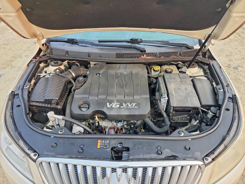 61214376 :رقم المزاد ، 1G4GF5E33CF148928 vin ، 2012 Buick Lacrosse مزاد بيع