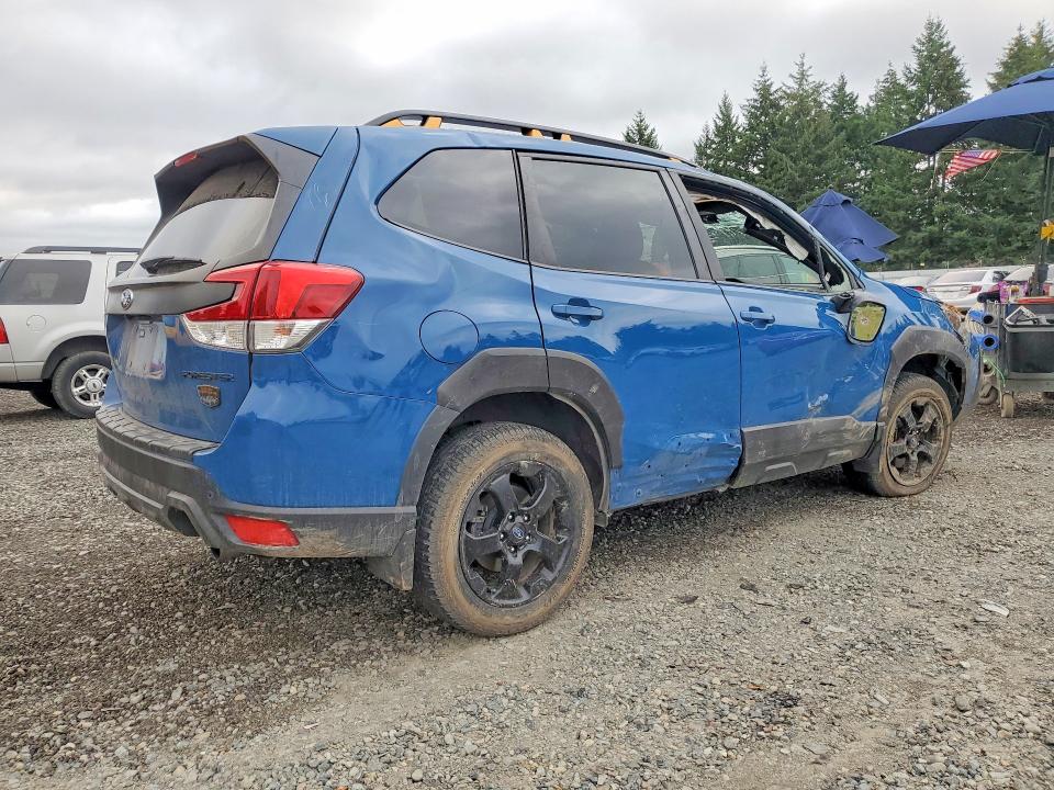 2022 Subaru Forester მანქანა იყიდება აუქციონზე, vin: JF2SKAMC7NH521594, აუქციონის ნომერი: 61756546
