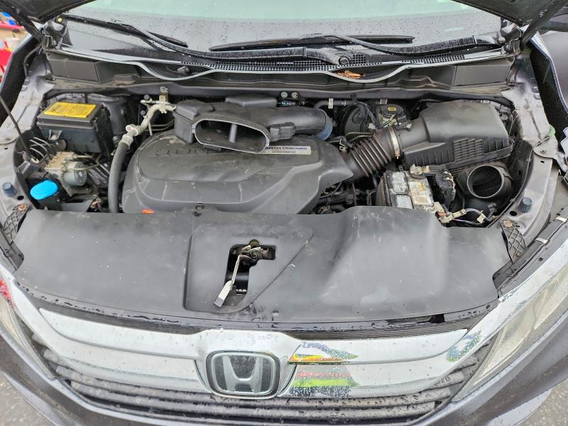 59194696 :رقم المزاد ، 5FNRL6H57JB086234 vin ، 2018 Honda Odyssey مزاد بيع