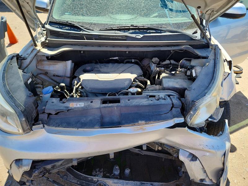 60612296 :رقم المزاد ، KNDJN2A24F7817151 vin ، 2015 Kia Soul مزاد بيع