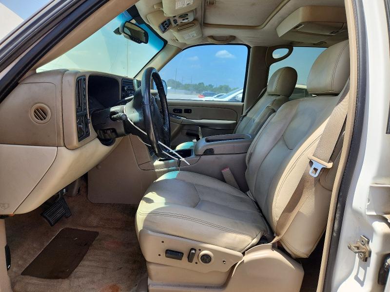 63351526 :رقم المزاد ، 3GNFK16Z85G210680 vin ، 2005 Chevrolet Suburban مزاد بيع