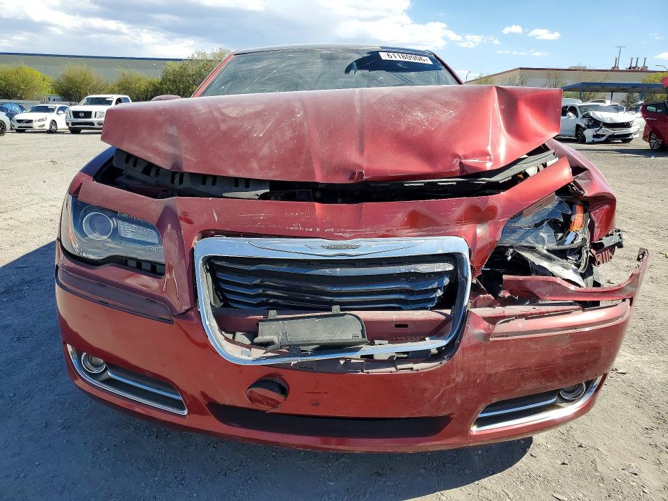 Продажа на аукционе авто 2014 Chrysler 300, vin: 2C3CCABG2EH121625, номер лота: 61180906