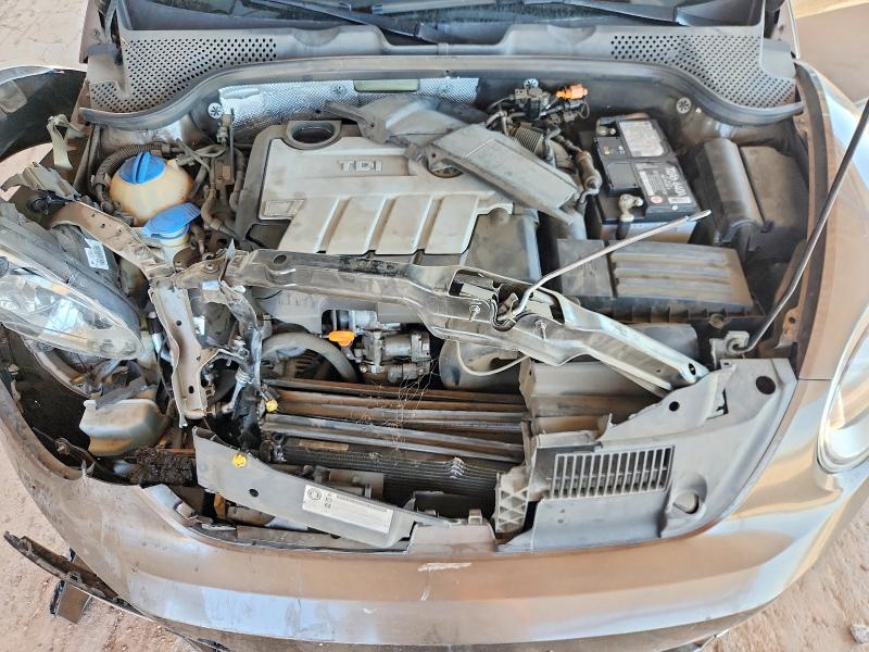 60271386 :رقم المزاد ، 3VWJL7AT2DM692789 vin ، 2013 Volkswagen Beetle مزاد بيع