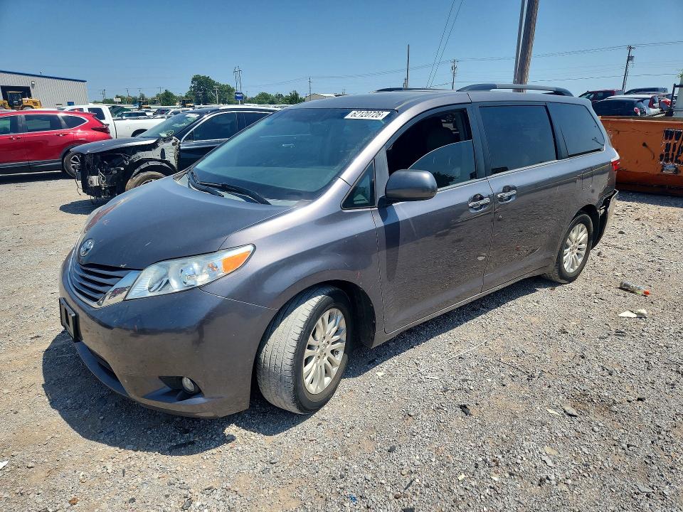 Aukcja sprzedaży 2015 Toyota Sienna, vin: 5TDYK3DC8FS641809, numer aukcji: 62120726