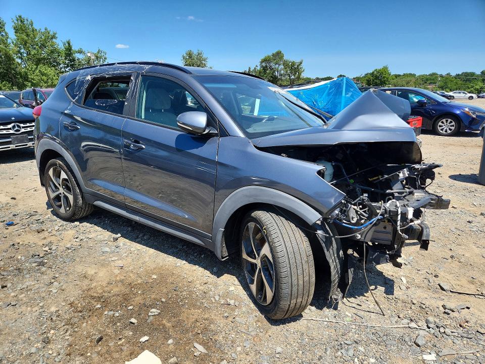 Продаж на аукціоні авто 2018 Hyundai Tucson, vin: KM8J3CA27JU777990, номер лоту: 62009866