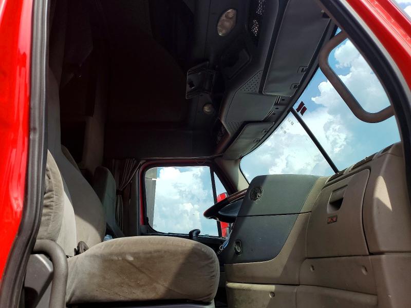59090966 :رقم المزاد ، 3AKJGLD56FSGG3387 vin ، 2015 Freightliner Cascadia 125 مزاد بيع