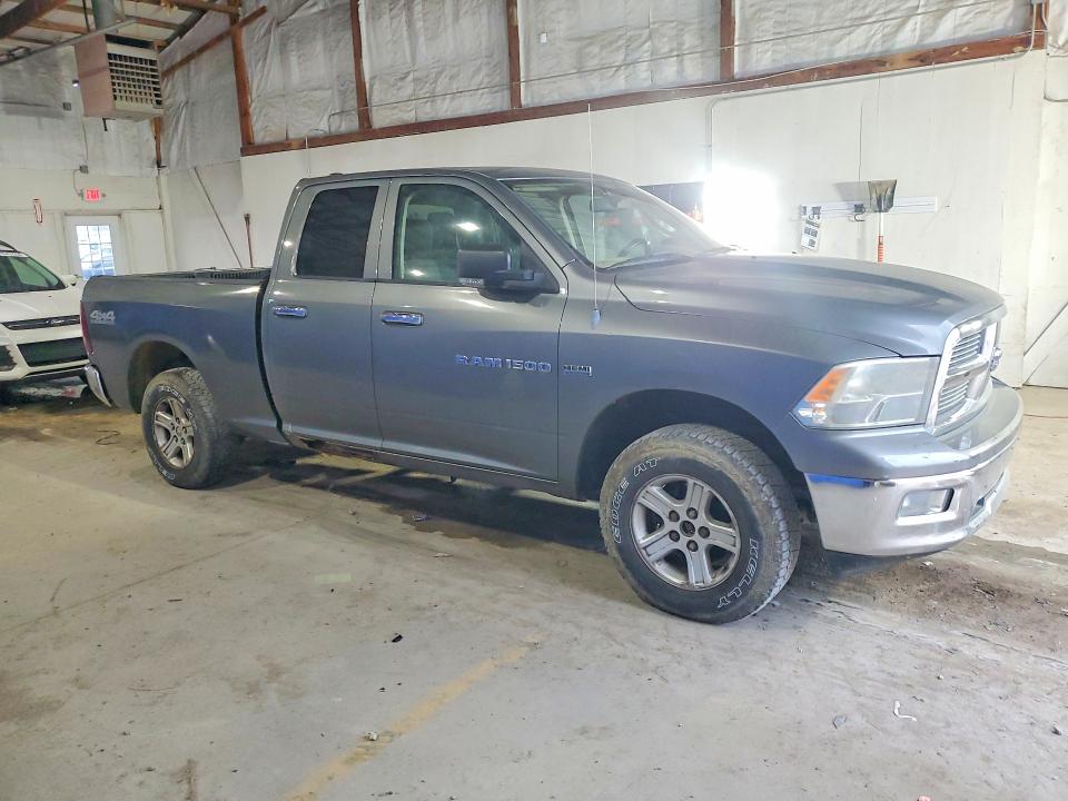 61785726 :رقم المزاد ، 1D7RV1GT1BS510465 vin ، 2011 Dodge Ram 1500 مزاد بيع