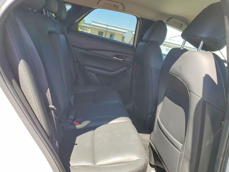 60467256 :رقم المزاد ، 3MVDMBBLXMM210759 vin ، 2021 Mazda Cx-30 مزاد بيع