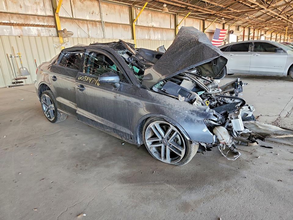 Продаж на аукціоні авто 2018 Audi A3, vin: WAUAUGFF0J1034266, номер лоту: 60384796