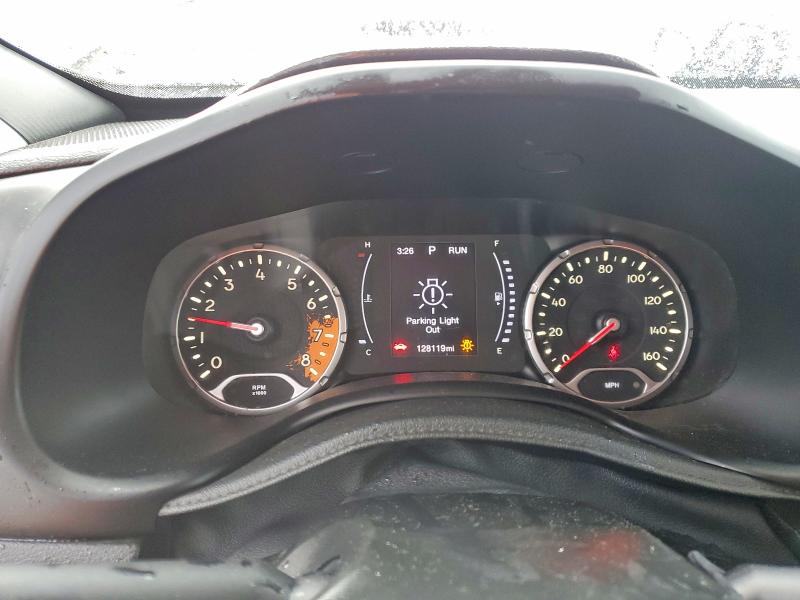 59873826 :رقم المزاد ، ZACCJBBB8JPH41402 vin ، 2018 Jeep Renegade مزاد بيع