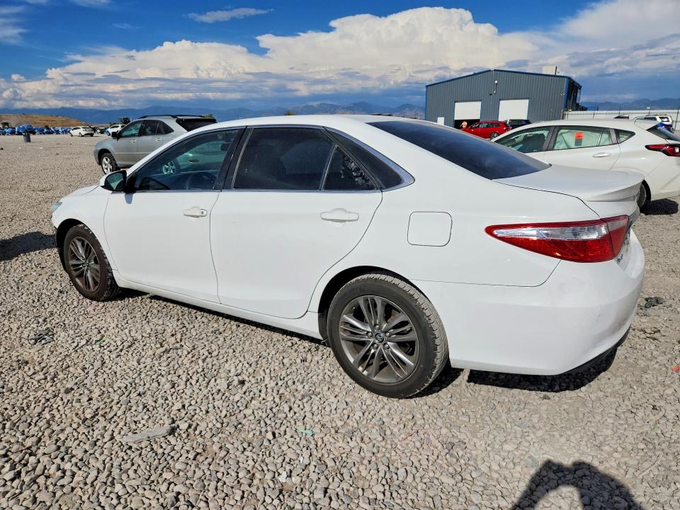 61524456 :رقم المزاد ، 4T1BF1FK5GU539847 vin ، 2016 Toyota Camry مزاد بيع