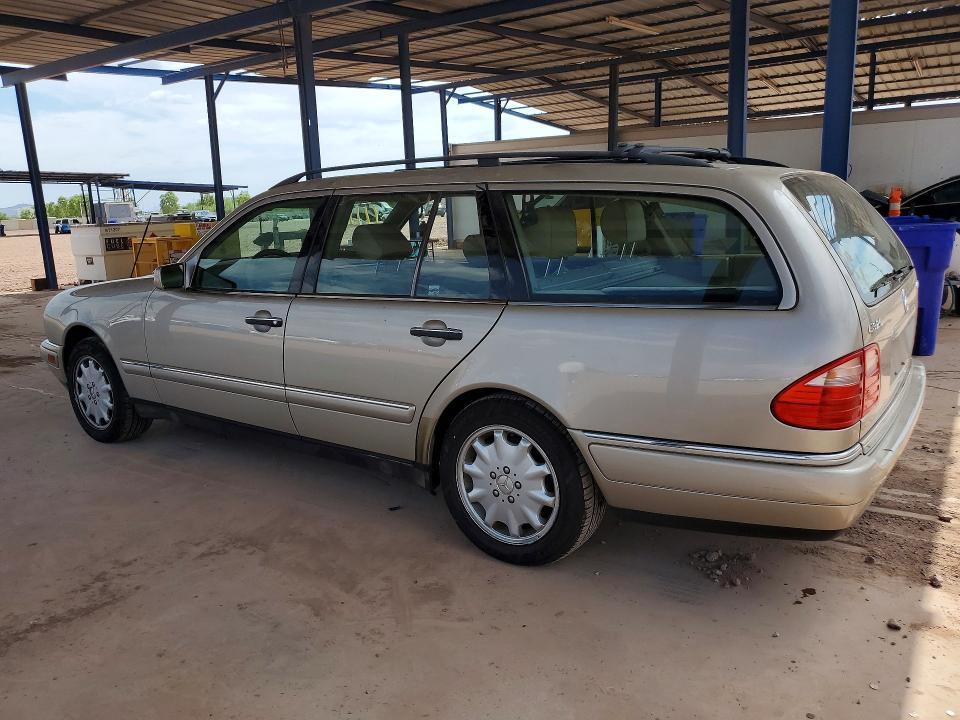 61639356 :رقم المزاد ، WDBJH82F8XX026830 vin ، 1999 Mercedes-benz E مزاد بيع
