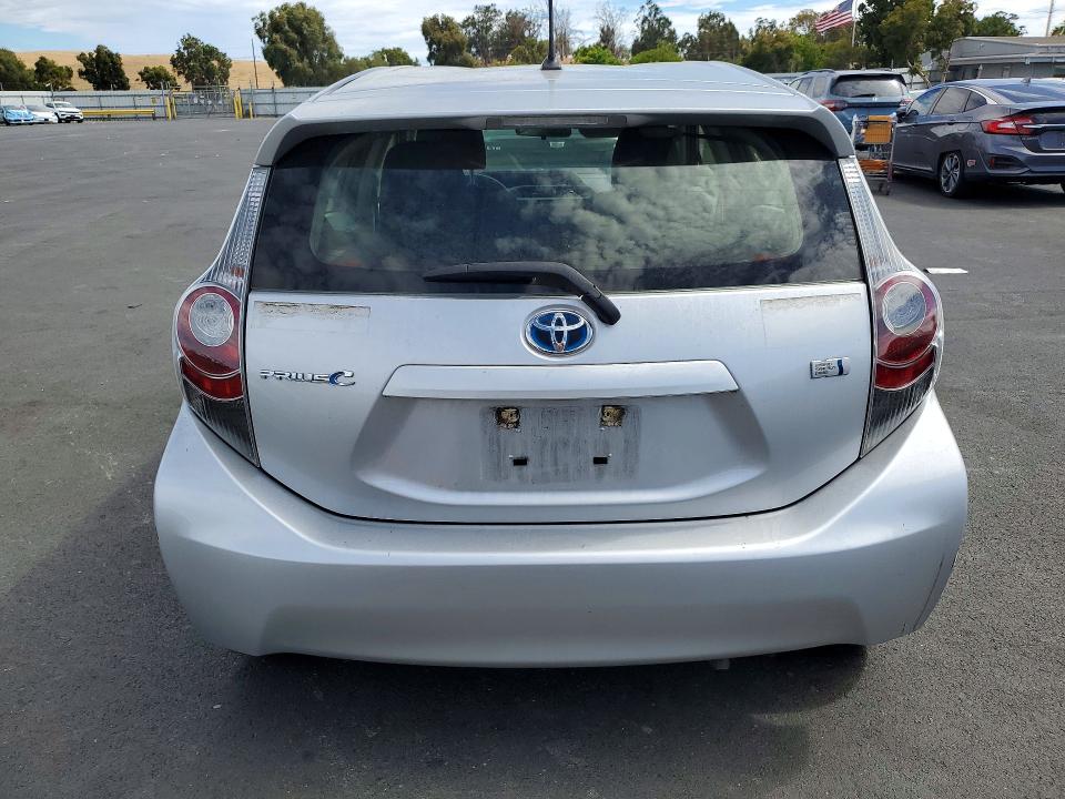 Продаж на аукціоні авто 2014 Toyota Prius C, vin: JTDKDTB39E1571199, номер лоту: 61830966