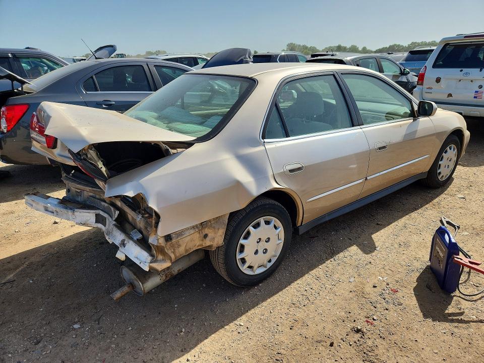 2002 Honda Accord მანქანა იყიდება აუქციონზე, vin: 1HGCG56402A048211, აუქციონის ნომერი: 59303906