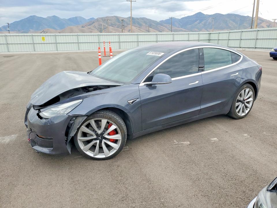 Aukcja sprzedaży 2018 Tesla Model 3, vin: 5YJ3E1EB7JF151418, numer aukcji: 61928696