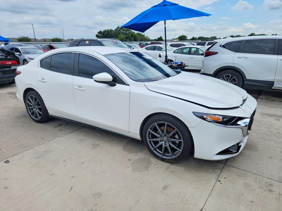 Продажа на аукционе авто 2019 Mazda 3, vin: JM1BPBAM7K1118786, номер лота: 60033936
