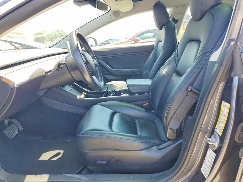 63254556 :رقم المزاد ، 5YJ3E1EB6JF144637 vin ، 2018 Tesla Model 3 مزاد بيع