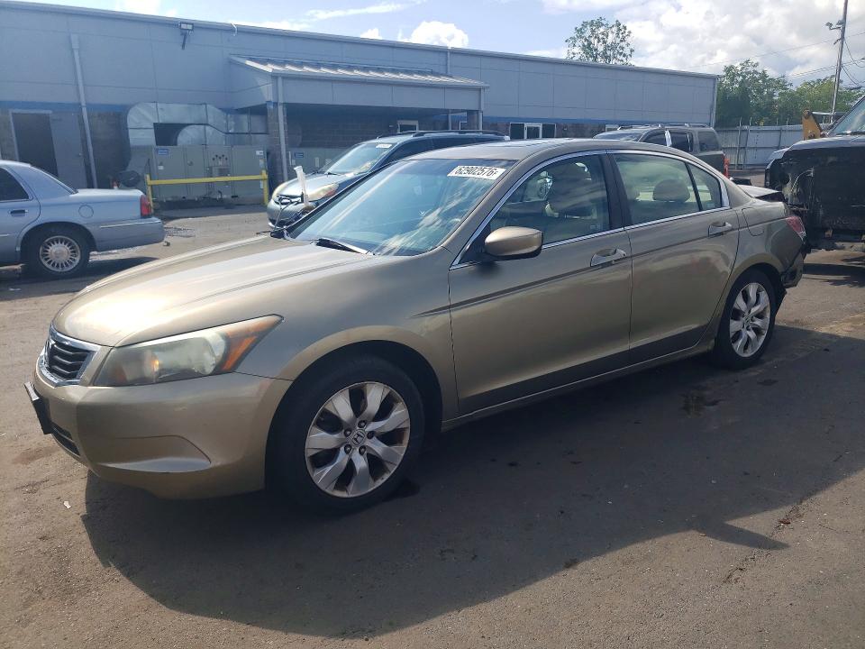 Auction sale of the 2008 Honda Accord, vin: 1HGCP26878A023266, lot number: 62902576